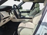 New 2025 Land Rover Range Rover Long Wheelbase SE image 4