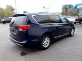 Used 2020 Chrysler Pacifica Touring-L image 6