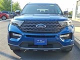 Certified 2022 Ford Explorer XLT w/ Equipment Group 202A image 3