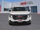 Used 2023 GMC Terrain AT4 image 2