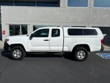 Used 2017 Toyota Tacoma SR image 2