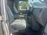 Used 2009 Ford E-150 and Econoline 150 image 2
