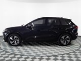 New 2025 Audi Q6 e-tron Prestige image 3