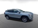 Used 2024 GMC Terrain SLT image 2