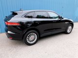 Used 2017 Jaguar F-PACE image 5