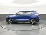 Certified 2023 Volkswagen Taos SEL image 4