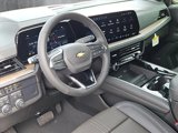 New 2025 Chevrolet Suburban High Country image 3