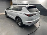 New 2025 Mitsubishi Outlander SE image 4