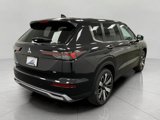 New 2025 Mitsubishi Outlander SE image 3