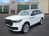 New 2025 Lincoln Navigator Reserve image 3