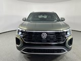 New 2025 Volkswagen Atlas Cross Sport SE image 2