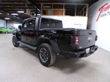 Used 2020 Jeep Gladiator Overland image 3