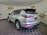New 2025 Mitsubishi Outlander ES image 5