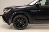 Used 2022 Volkswagen Atlas Cross Sport SE image 2