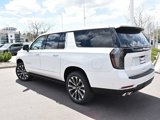 New 2025 Chevrolet Suburban High Country image 4