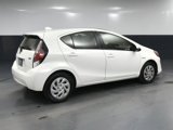 Used 2016 Toyota Prius C One image 4