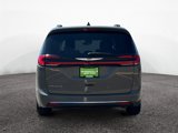 Used 2022 Chrysler Pacifica Touring-L image 5