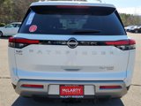 New 2025 Nissan Pathfinder Platinum image 4