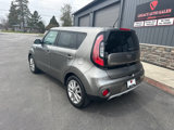 Used 2019 Kia Soul + image 3