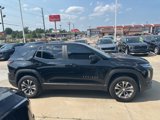 Used 2025 Chevrolet Equinox LT w/ Safety and Technology Package image 4
