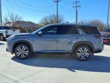 New 2025 Nissan Pathfinder Platinum image 3