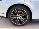 Used 2023 Porsche Taycan image 5