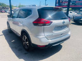 Used 2017 Nissan Rogue SL image 5