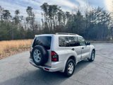 Used 2002 Mitsubishi Montero XLS image 6