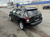 Used 2017 Jeep Compass Latitude image 6