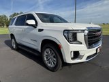 Used 2024 GMC Yukon SLT w/ SLT Luxury Package image 2