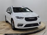 New 2026 Chrysler Pacifica Pinnacle image 3