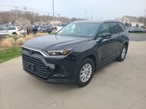 Used 2024 Toyota Grand Highlander XLE image 3