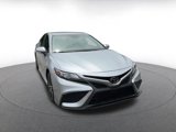 Used 2024 Toyota Camry SE image 3
