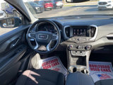 Used 2024 GMC Terrain SLE image 2