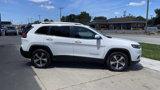 Used 2019 Jeep Cherokee Limited w/ Luxury Group image 5