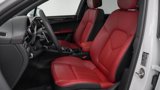 Certified 2024 Porsche Macan image 5