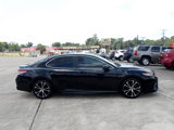 Used 2018 Toyota Camry SE image 5