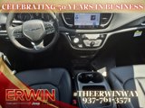 New 2026 Chrysler Pacifica Select image 4