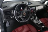 Certified 2025 Porsche Macan image 4