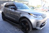 New 2025 Land Rover Discovery Metropolitan Edition image 3