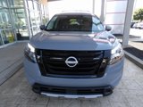 New 2025 Nissan Pathfinder Platinum image 2