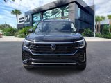 Used 2024 Volkswagen Atlas SEL Premium R-Line image 2