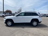 New 2025 Jeep Grand Cherokee Laredo image 2