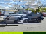 New 2025 Nissan Frontier PRO-4X image 2