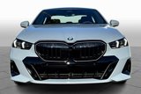 Used 2026 BMW 540i xDrive w/ M Sport Package image 3