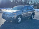 Used 2011 Kia Sorento LX w/ Convenience Pkg image 3