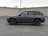 New 2025 Jeep Grand Cherokee Laredo image 3