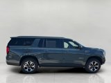 Used 2025 GMC Yukon XL AT4 w/ AT4 Premium Package image 2