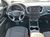 Used 2024 GMC Terrain SLE image 2