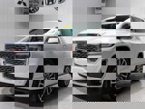 Used 2022 GMC Acadia Denali image 2